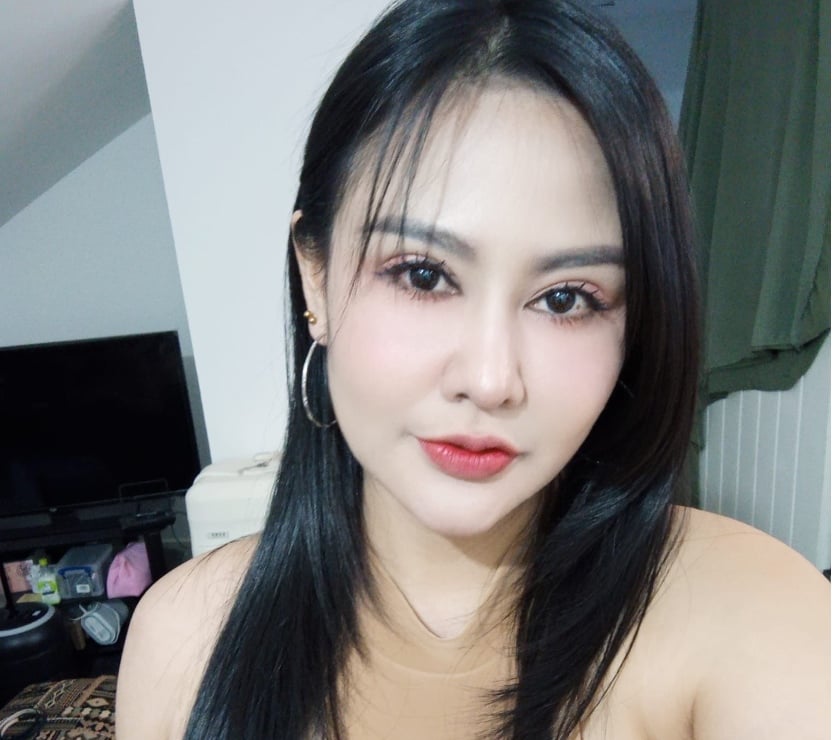 🔥 SENSUAL HOT-OIL GODDESS – Melt Under My Hands