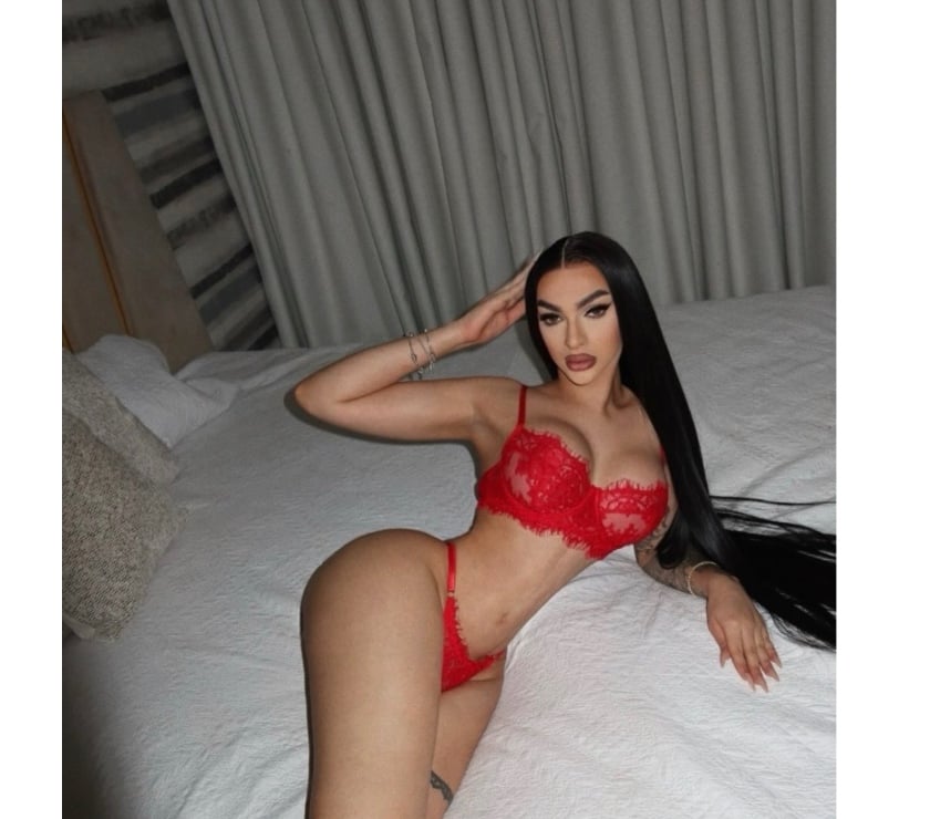 Trans Escorts East London Bow - East London - Photos for Candy👅🫦🥰😈sexyass🍑caliente 😈♥️🌹
