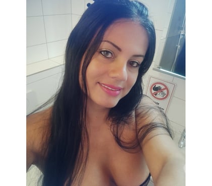 Escorts Blunsdon Abbey Park Swindon - Photos for Trans LYA .... New im Swindon ☎️7459225788