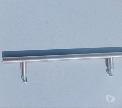 garden tools Bedhampton Havant - Photos for Stainless Steel Kitchen Cabinet door handles - quantity 15