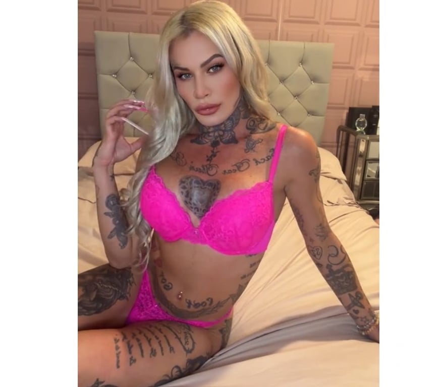 Trans Escorts Leicestershire Leicester - Photos for Tattooed Trans Goddess