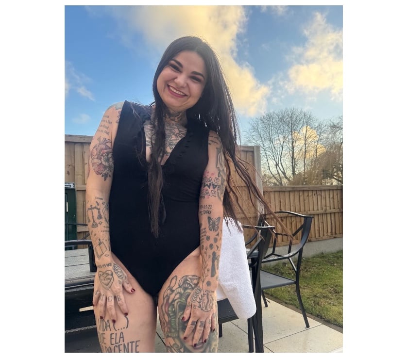 Escorts Nottinghamshire Nottingham - Photos for Nina NEW IN TOWN! Professional Therapist and DOMI_NATRIX!