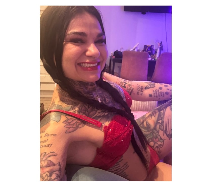 Escorts Nottinghamshire Nottingham - Photos for Nina NEW IN TOWN! Professional Therapist and DOMI_NATRIX!