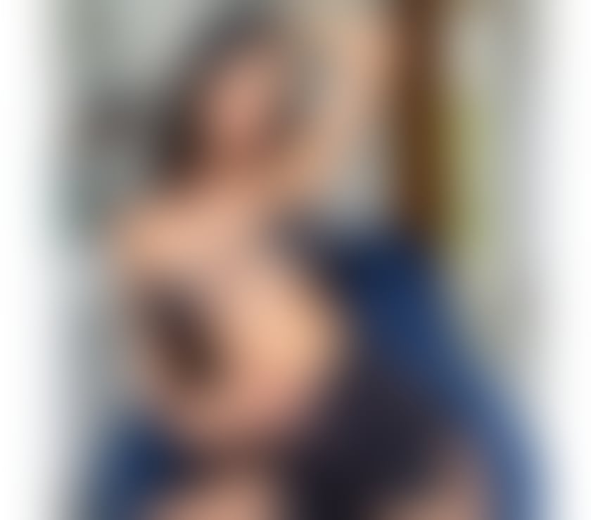 Escorts Staffordshire Stoke-on-Trent - Photos for 🔞Bombshell Party🥂Strap-on lovers?Domination💦