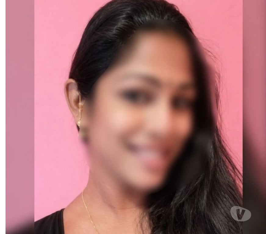 Escorts Leicestershire Leicester - Photos for Arasi Tamil Nadu Indian Girl new in Leicester