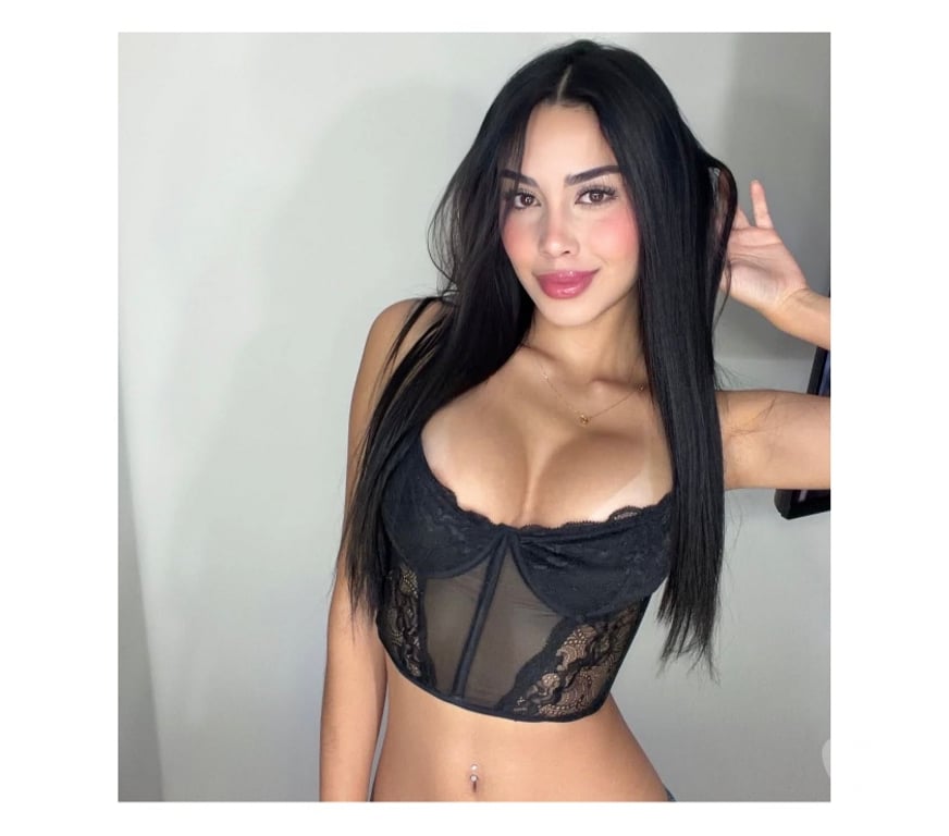 Escorts South East London Bermondsey - South East London - Photos for SENSUAL, CHARMING AND JUST RIGHT FOR YOU 💋🔥