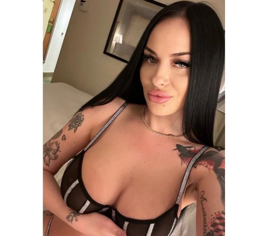 Escorts Hertfordshire Watford - Photos for MIRA🔥NAUGHTY GIRL🔞GFE 💦🍭 FUN👅🤪Party🎉