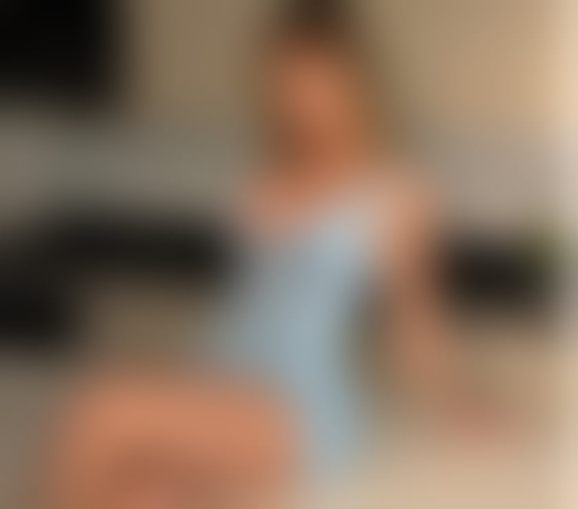 HELLO, I'M TINY BRAZILIAN 🇧🇷NEW IN THE CITY✨