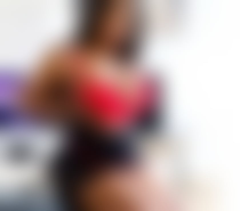 Escort Aberdeen City Centre Aberdeen - Photos for Sexy Voluptuous Latina Ebony Await for you best gfe