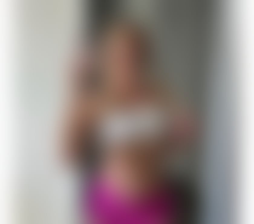 CLARA 🍭🎉 NEW IN TOWN - NO RUSH