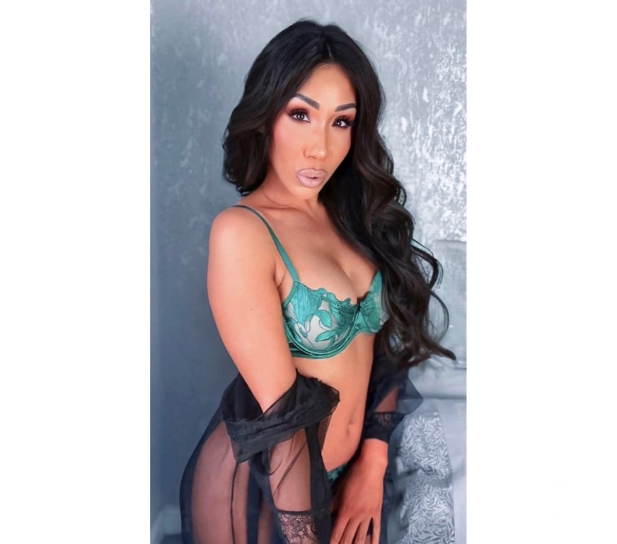 Escorts Glasgow Finnieston - Glasgow - Photos for •ROXY•SLIM THICK•HOURGLASS CURVES•THE REAL DEAL•