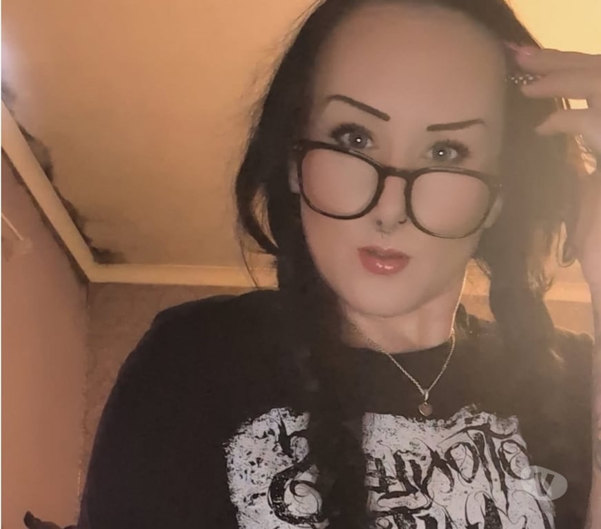 Adult Entertainment Fermanagh and Omagh Aghadreenan Glebe - Fermanagh and Omagh - Photos for Goth Goddesses 🖤 video calls🖤 texting 👠📞