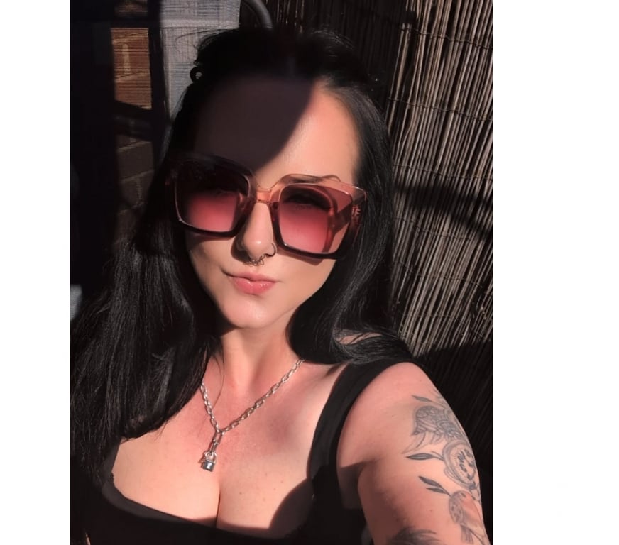 Adult Entertainment Fermanagh and Omagh Aghadreenan Glebe - Fermanagh and Omagh - Photos for Goth Goddesses 🖤 video calls🖤 texting 👠📞