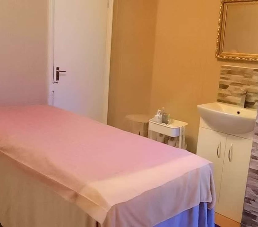 Full body massage West Midlands Birmingham - Photos for Luxury and Relaxing Oriental Massage Spa
