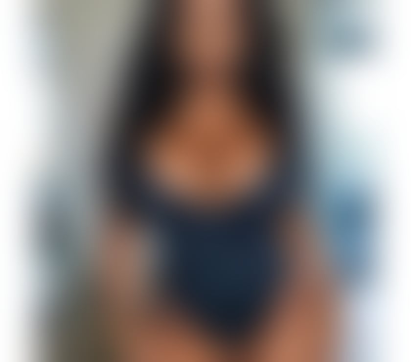 HOT PARTY GIRL REAL PICS .