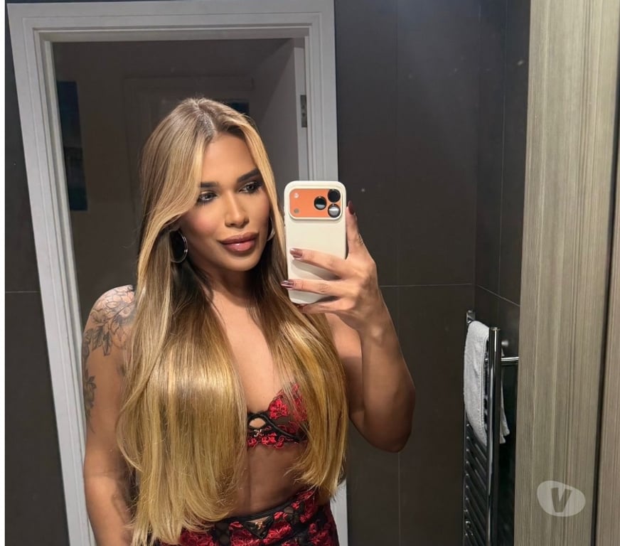 Trans Escorts North London Southgate - North London - Photos for GIO XXL HOT 🍆 DOMINANTE PARTY 🎉🎊