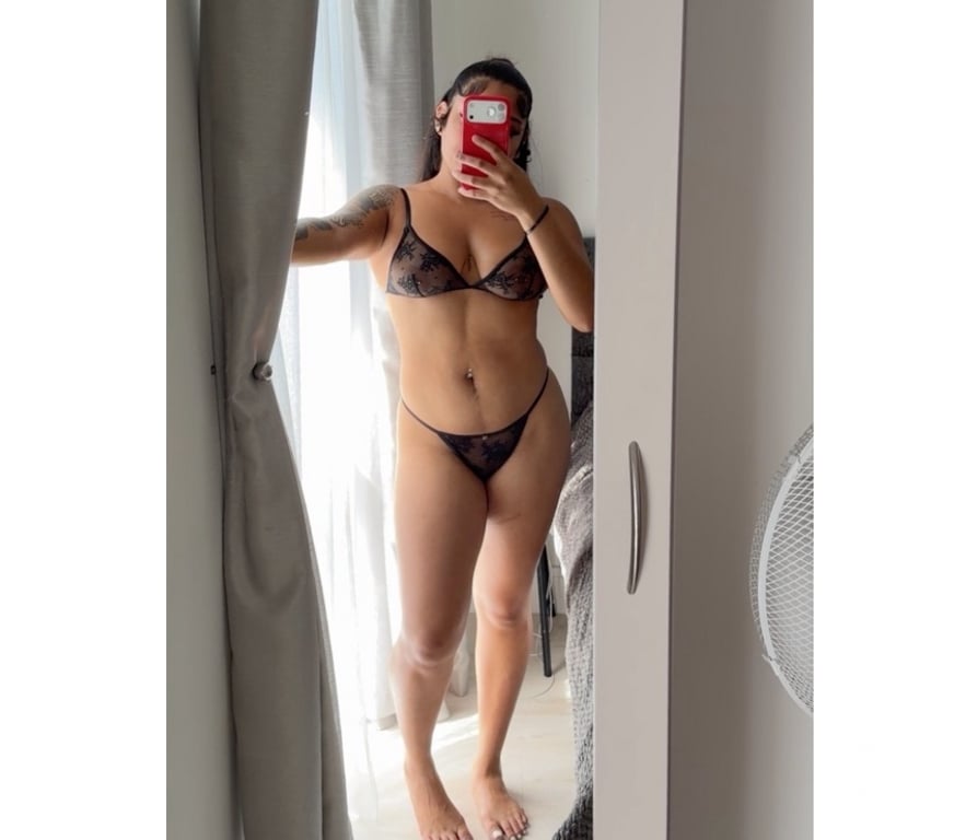 Escorts South East London Croydon - Photos for Sofia party 🎉 REAL PIC💋🎀 BEST GF🥰