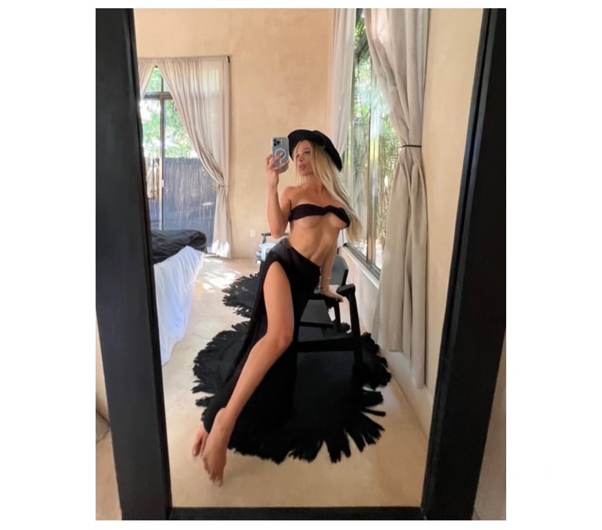 Trans Escorts Kent Ashford - Photos for YOUR DREAN DOLL ITS IN TOWN