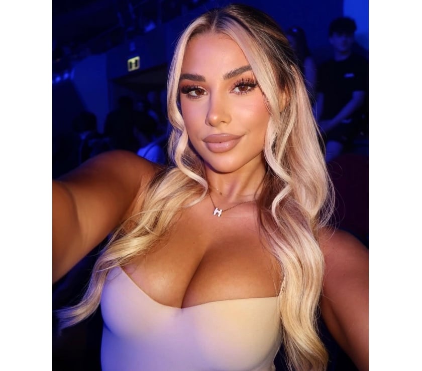 Escorts South East London Bermondsey - South East London - Photos for CALM, SEXY BLONDE JUST THE RIGHT AMOUNT 💋❤️‍🔥