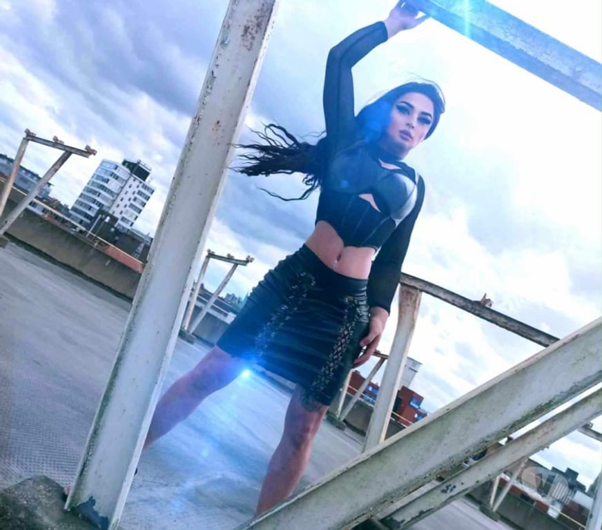 Trans Escorts Leicestershire Leicester - Photos for Hy New shemale only top dominatrix real photo100 100