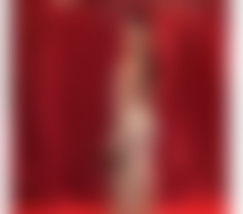 Photos for Yasemin hot girl pure 🤩🤩🤩