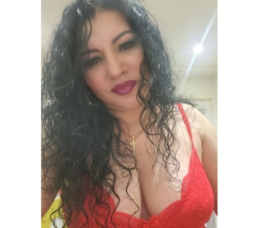 Escorts West Midlands Wolverhampton - Photos for 🤤 SEXY CURVY BIG BOOBS FULL SERVICE😈