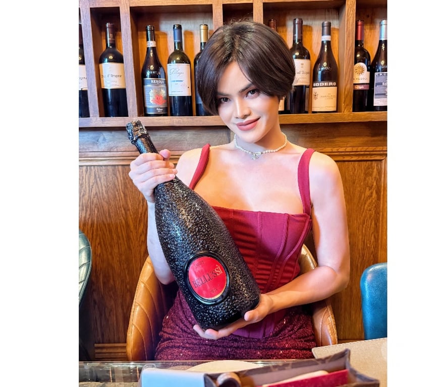 Trans Escorts Warwickshire Warwick - Photos for POPPY THAI TS IN LEAMINGTON SPA 🍆💦💦