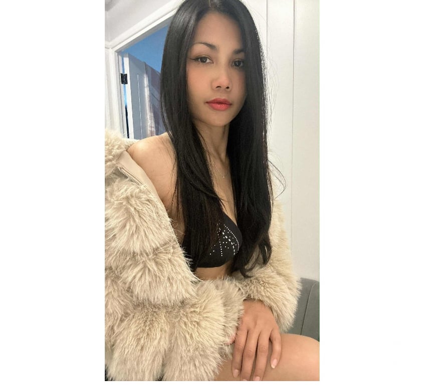 Escorts South Yorkshire Doncaster - Photos for Lovely Thai Girl 😘 real photo in Doncaster 