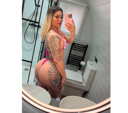 Escort Birmingham City Centre Birmingham - Photos for Mel brasileira party 😍