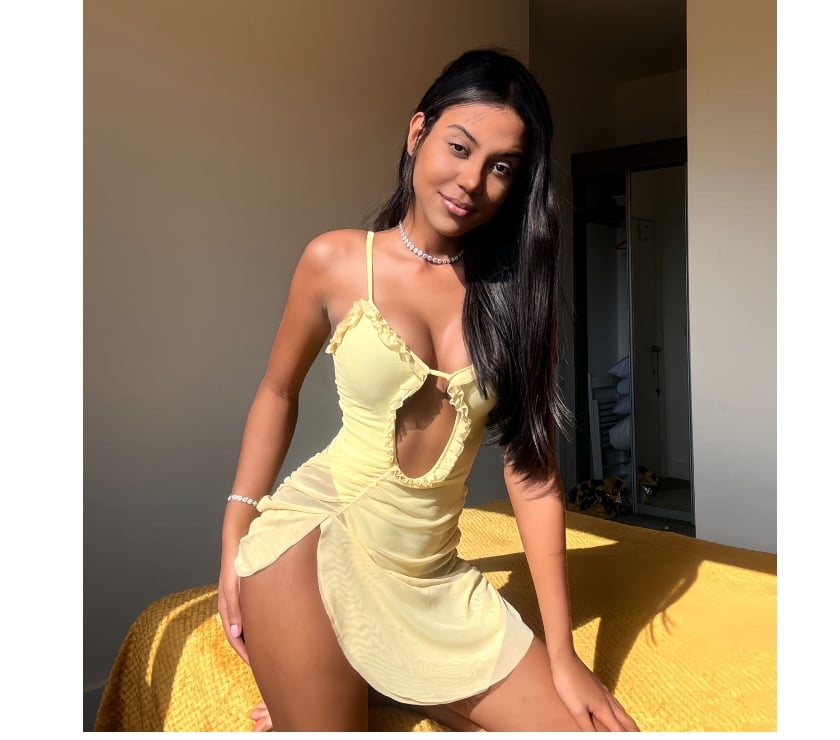  Escorts Milton Keynes City Centre Milton Keynes - Photos for JULLY🥰18 Y.O😈THE BEST GIRLFRIEND EXPERIENCE❤️24H