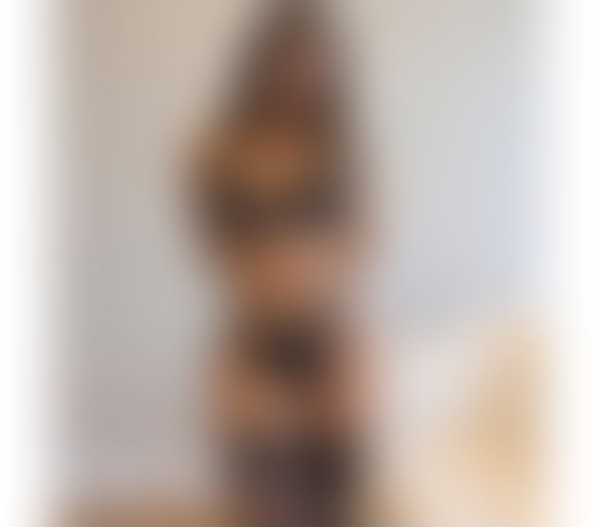 💋 Charming Brazilian Beauty – Sweet & Discreet