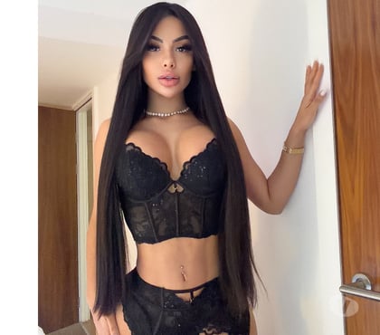 Photos for Julia Brazilian 🇧🇷 NEW IN TOWN