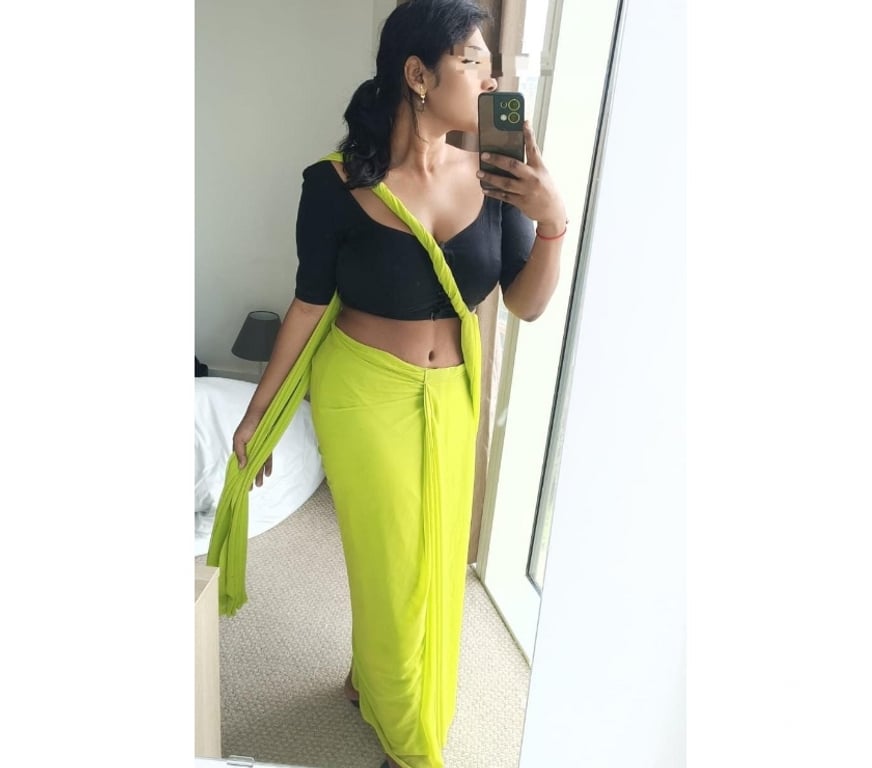 Escorts Reading Reading Town Centre - Reading - Photos for Sindhu sree South Indian Tamil Girl Reading