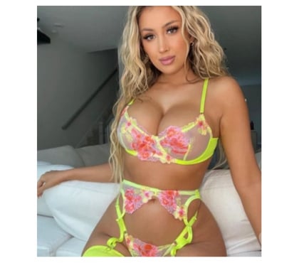 Escort Piccadilly Manchester - Photos for 📞 Reyna new in town 📞 Incall and outcall 📞