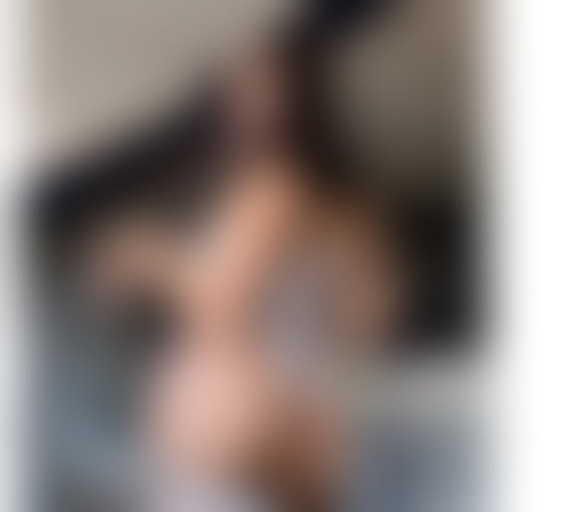 BEAUTIFUL TRANS WOMAN