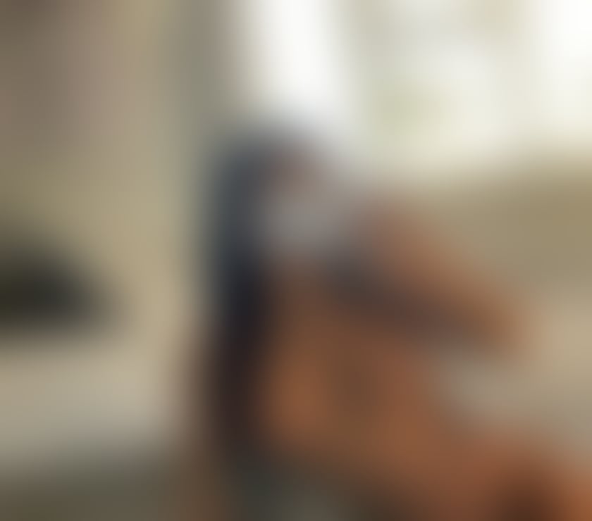 Escorts Aberdeen Aberdeen City Centre - Aberdeen - Photos for Sexy Sabrina new in town!!! Yummy party girl