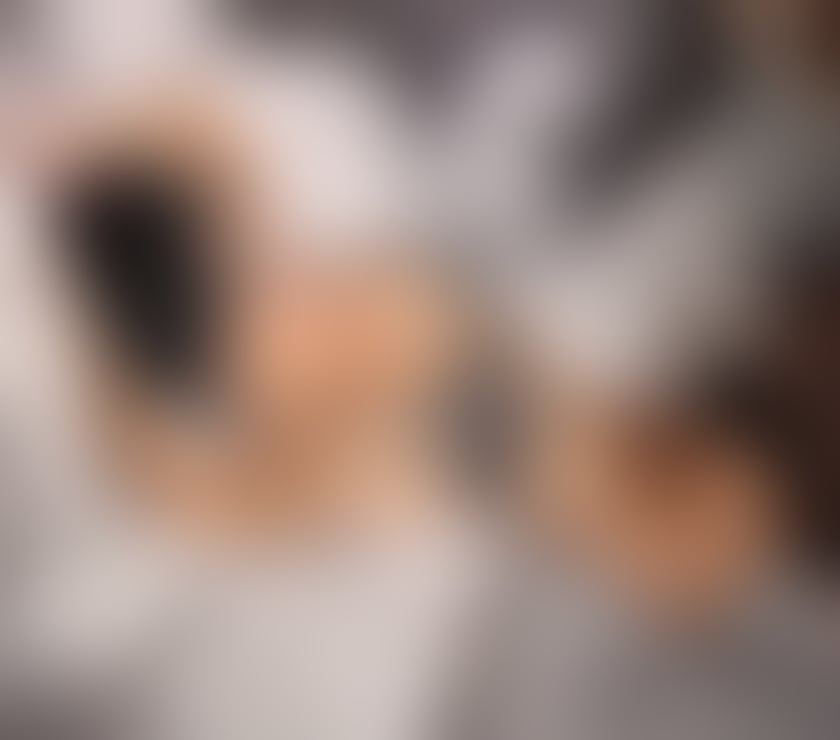 Escorts West Yorkshire Leeds - Photos for Petite Brunette real photos