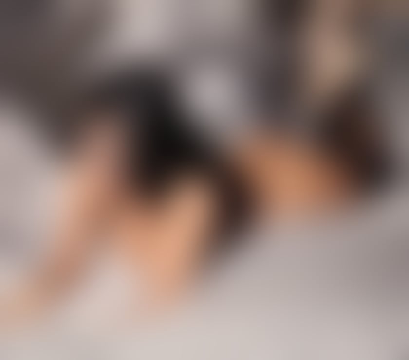 Escorts West Yorkshire Leeds - Photos for Petite Brunette real photos
