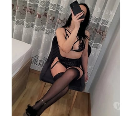 Escorts Woking Town Centre Woking - Photos for 🩷🥂REAL GIRL PARTY 🎉SEXY BODY🩷INCALL☎️
