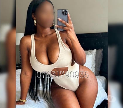  Escorts Harrow Town Centre Harrow - Photos for 🔥NAUGHTY CURVY🍑BUSTY EBONY GD SERVICES🥰BEST OWO