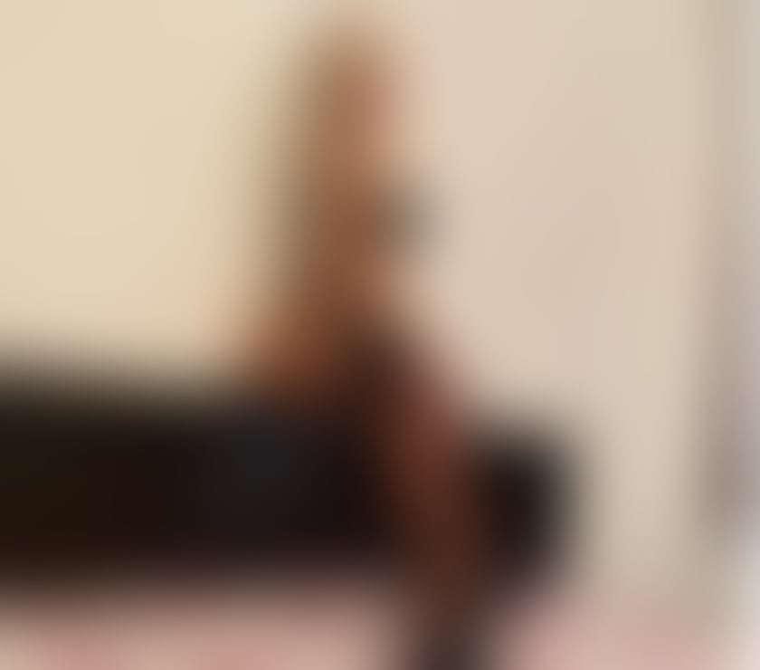 Escorts Essex Colchester - Photos for ELLA🥂outcall party-girl🍭domination naughty girl🍑