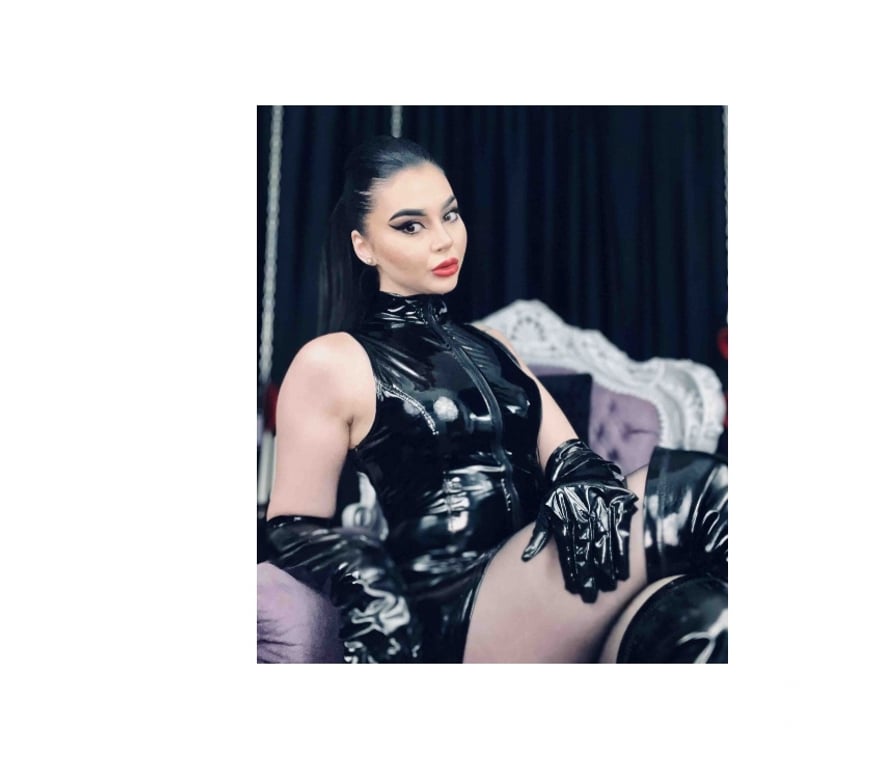 Escorts Lancashire Blackpool - Photos for Dominatrix girl 🔥👠👠