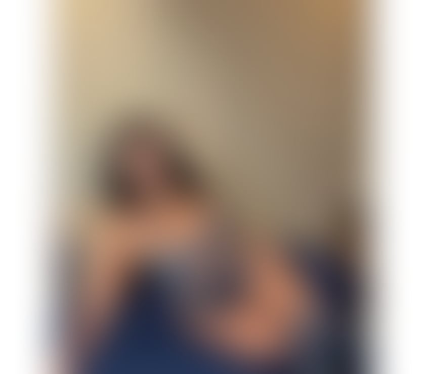 BEAUTIFUL BRAZILIAN IN THE CITY 🇧🇷🔥