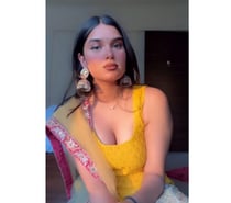 Best Service Girl In town