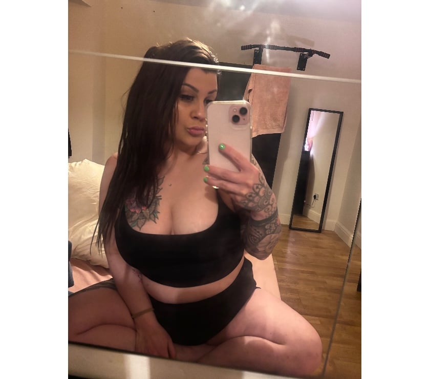 😈ZARA😈TATTOOED BADDIE IN CHINGFORD😈