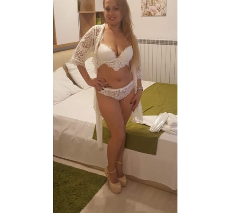 ♥️Sexy Bella 🔥👅 New in toun PARTY🔥👅