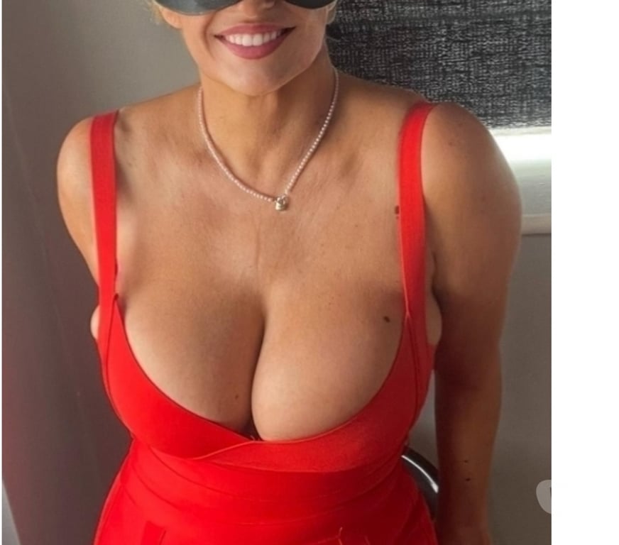 Escorts Bristol Baptist Mills - Bristol - Photos for Polish BUSTY Elizabeth 🔥 only 3 days in town 🔥