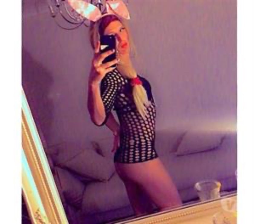 Gay Escorts Longley Sheffield - Photos for BEAUTIFUL PARTY TGIRL AVAILABLE 24 7 LET THE FUN BEGIN