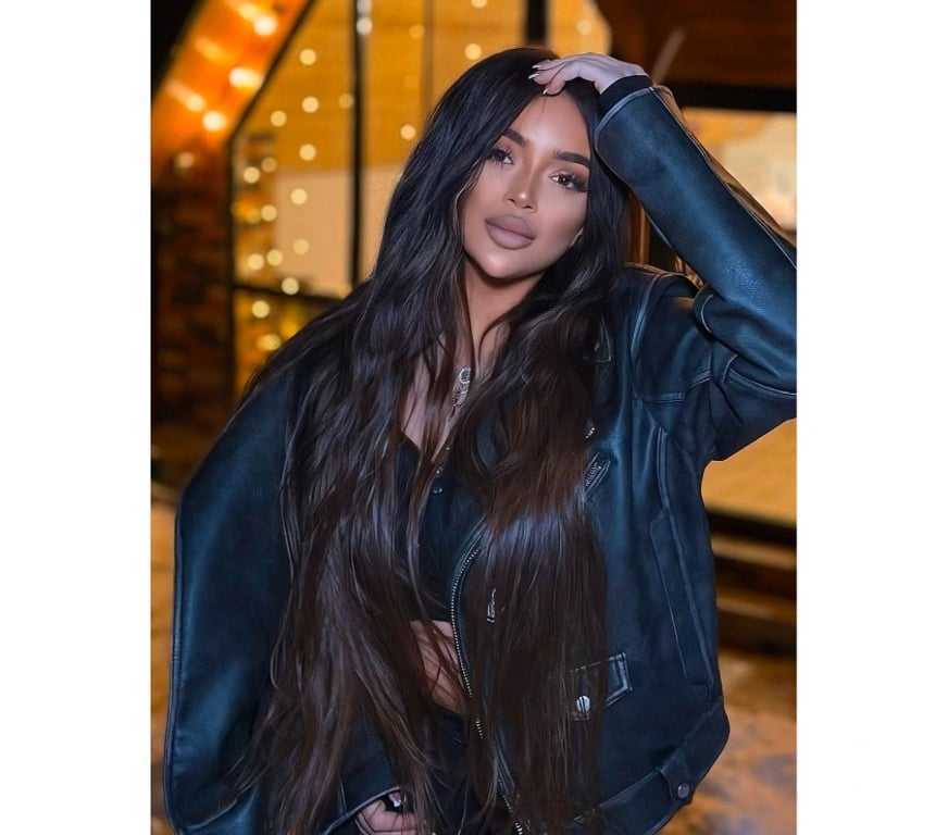 Escorts West Yorkshire Leeds - Photos for NEW HIGH CLASS BRUNETTE