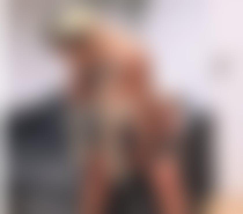 Escorts Uxbridge Hillingdon - Photos for Aisha new in town just arrived